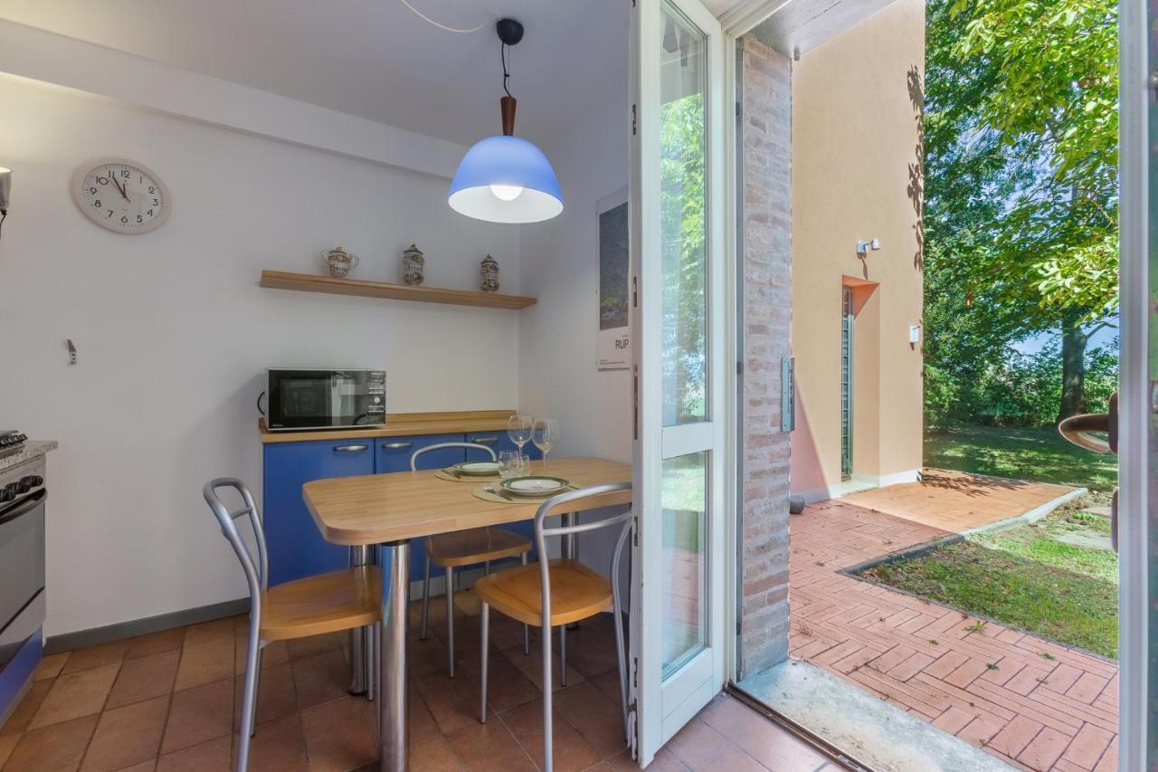 Francolino Duplex Charming La Farnia Villa Bagian luar foto