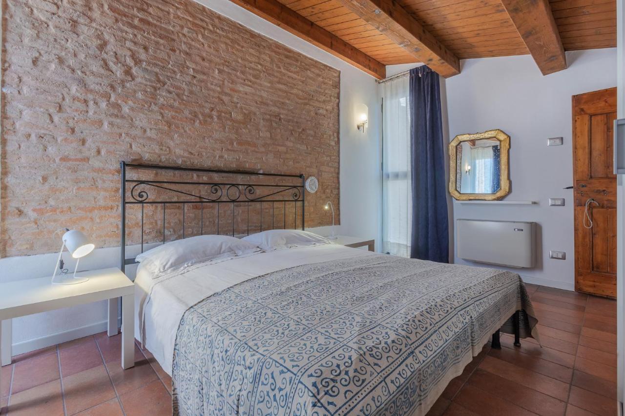 Francolino Duplex Charming La Farnia Villa Bagian luar foto
